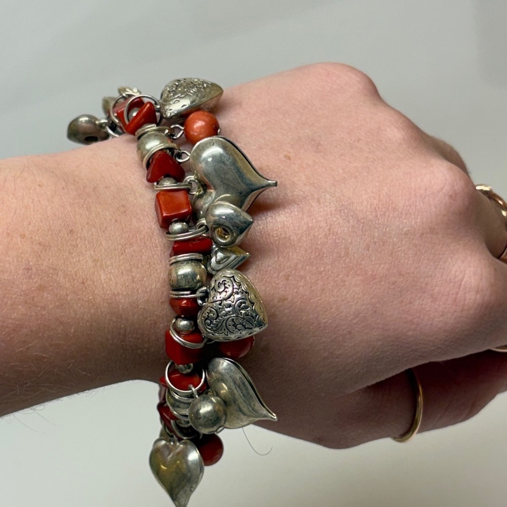 Red Coral Style Beaded Heart Charm Stretch Bracelet Silver Tone Love Theme